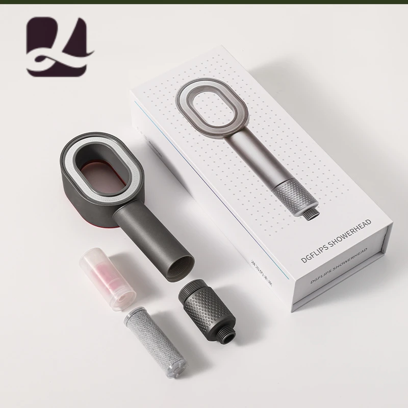 Filterbooster handdouchekop zuivert en verwijdert chloor voedt de huid en voedt de douchekop in de badkamer thuis