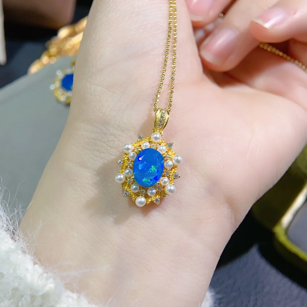 Colorful blue opal pendant, beautiful white, fire, S925 silver Seiko inlay, jewelry, gifts, simple, high-end, luxury, fashion,