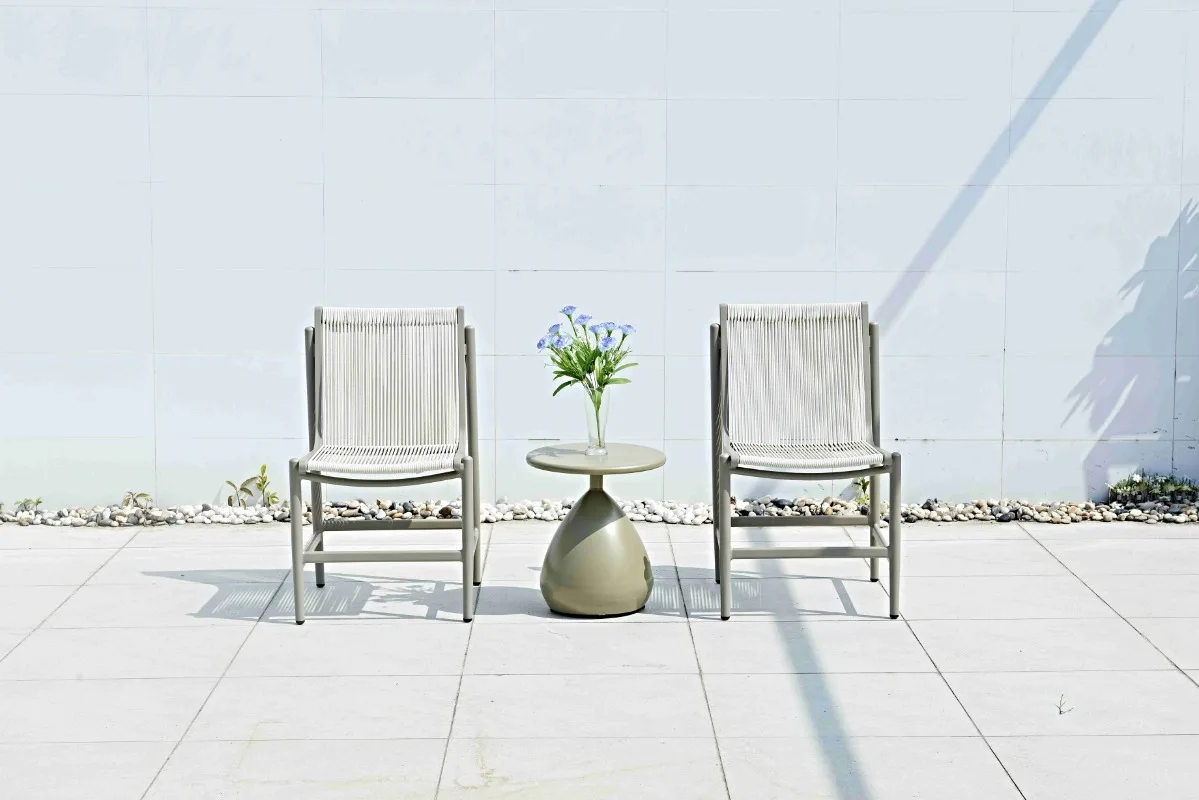 Modern Comfortable Outdoor Coffee Set Durable Rope Design Furniture for Dining Courtyard and Living Room for Hotels