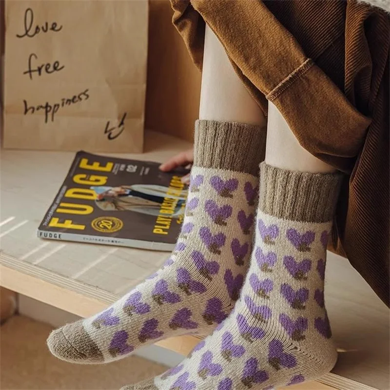 4 Pairs of Luxurious Purple Heart Knit Socks - Soft, Warm, and Cozy for Fall and Winter - Women\'s Fashion Socks