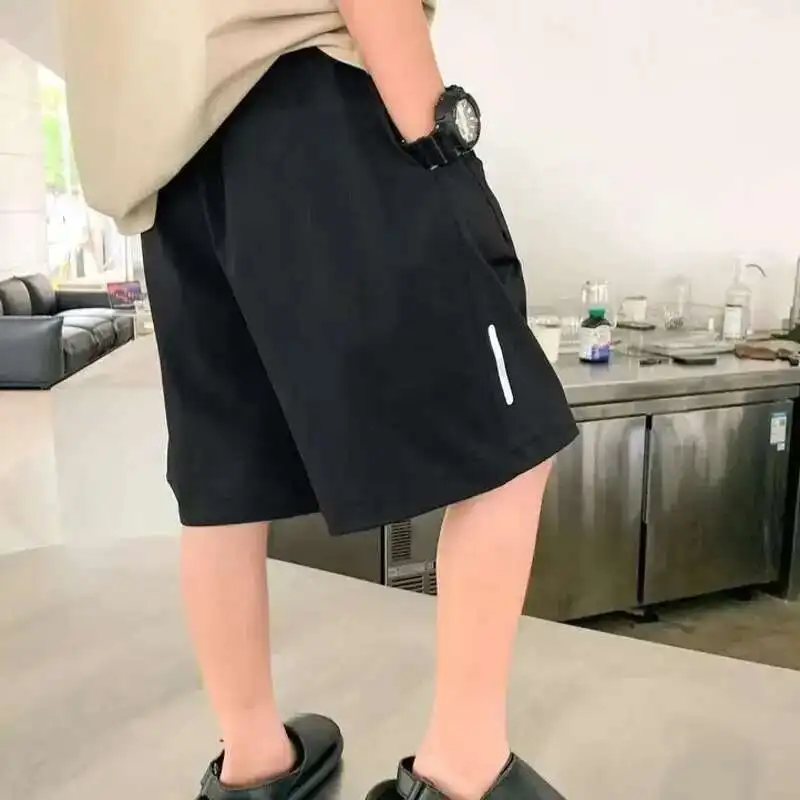 

Новые быстросохнущие и крутые универсальные брюки с пятью точками, детская одежда, спортивные шорты для мальчиков, детские тонкие летние