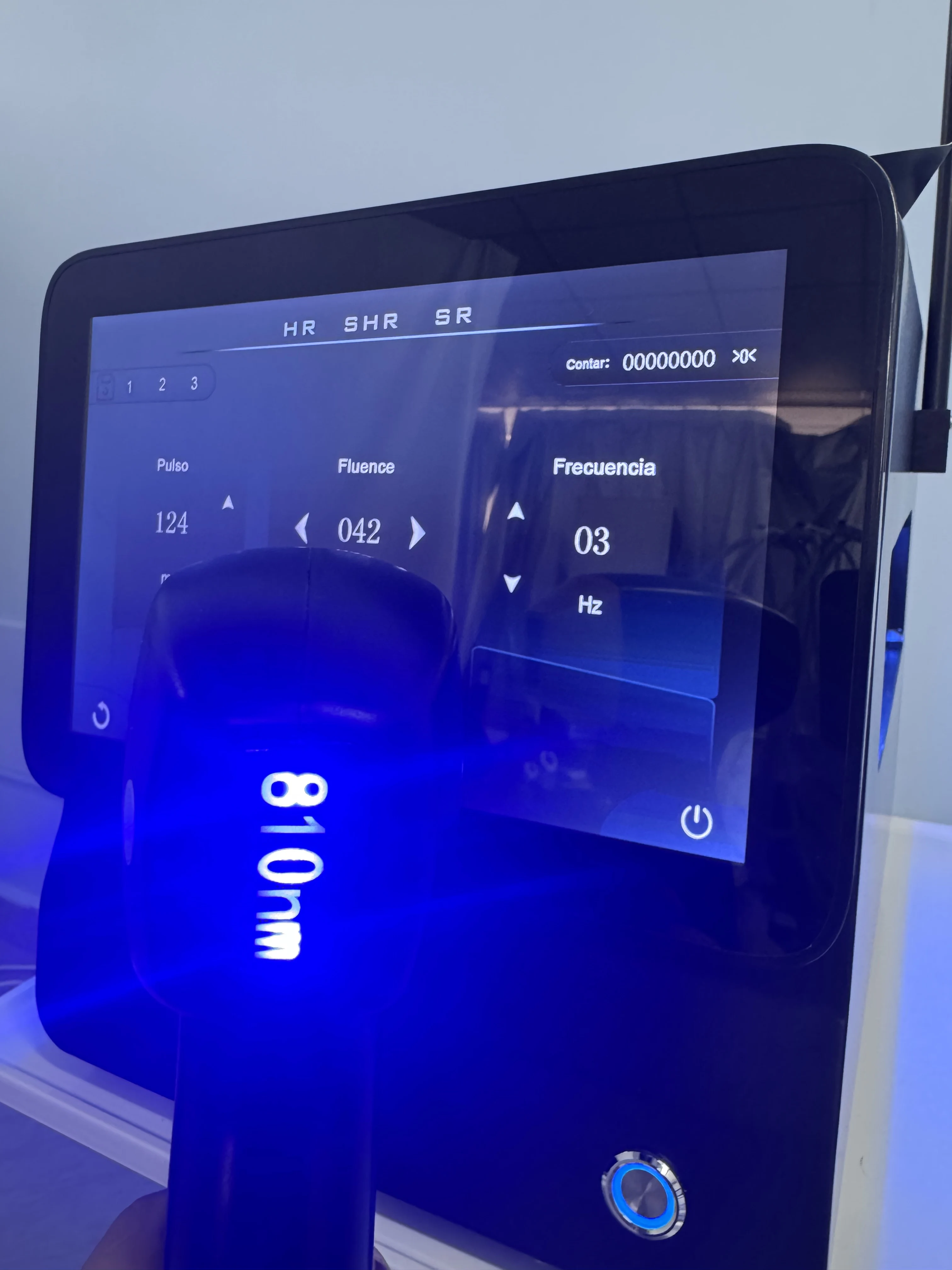 NUOVA macchina per la depilazione laser a diodi 808 810nm 3 lunghezze d'onda personalizzata 4000W ad alta potenza ICE Platinum Alexandrite indolore