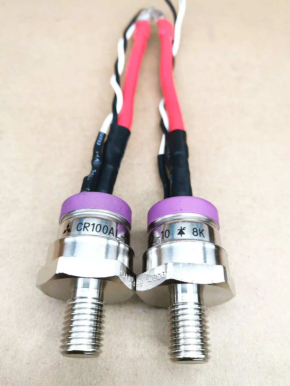 

1pcs CR100AL10 Transistor, Thyristor, Diode