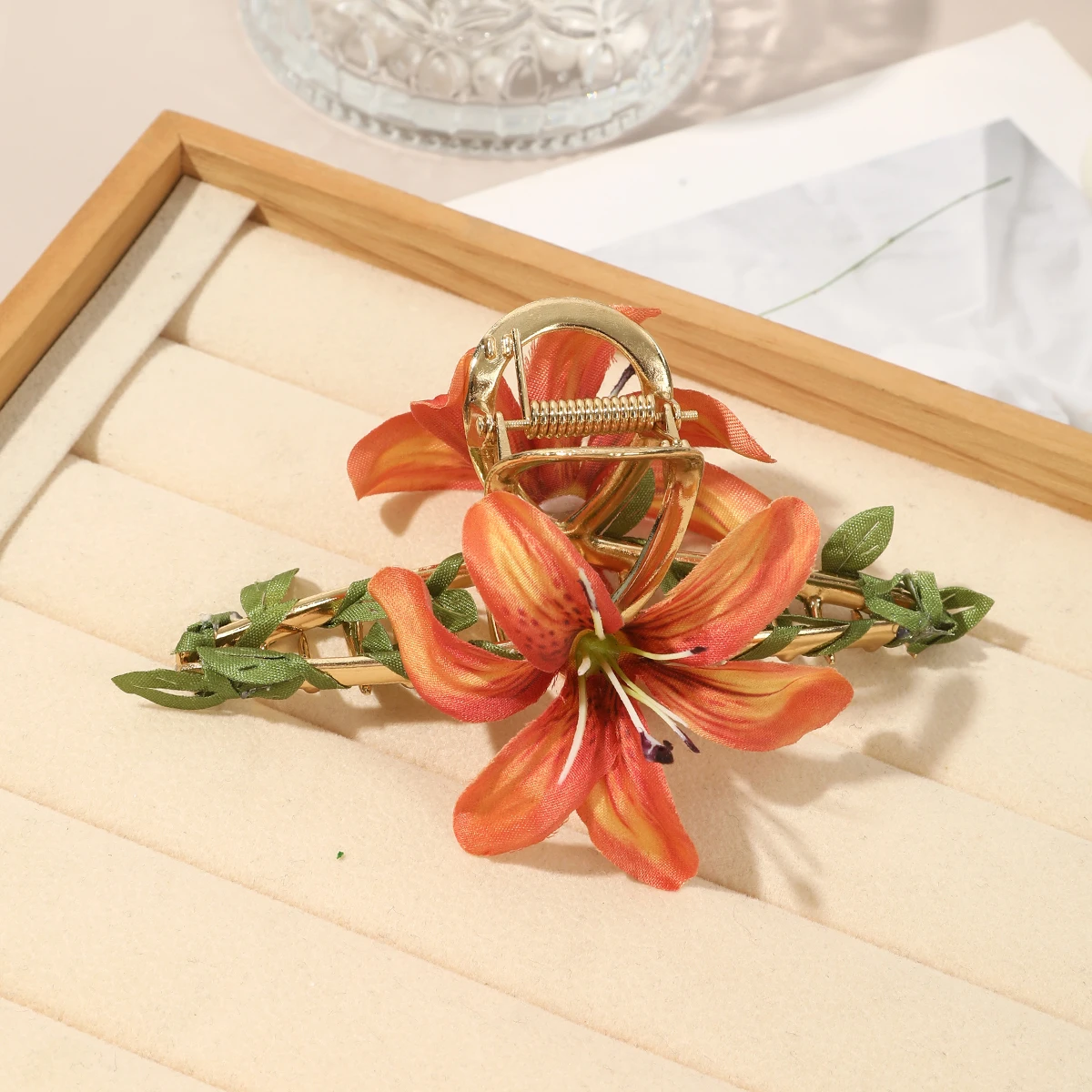 AWAYTR New Elegant Flower Hair Claw Vine Wrapped Alloy Hair Clip Elegant Shark Hair Claws Women's Party Hair Accessories