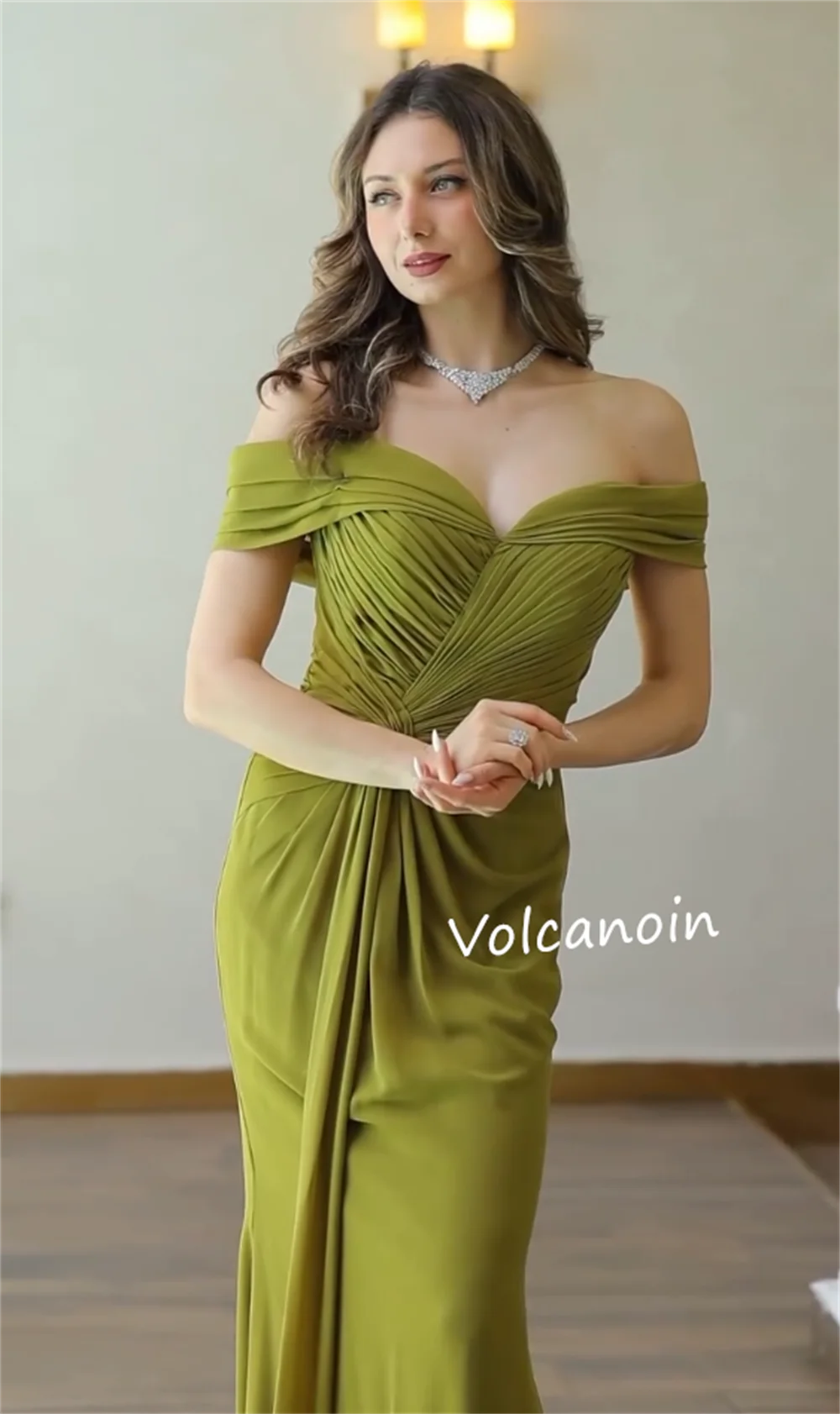 Maßgeschneiderte formelle Abendkleider aus Chiffon mit Falten, A-Linie, schulterfrei, lange Kleider, maßgeschneiderter Anlass, elegant, hohe Qualität