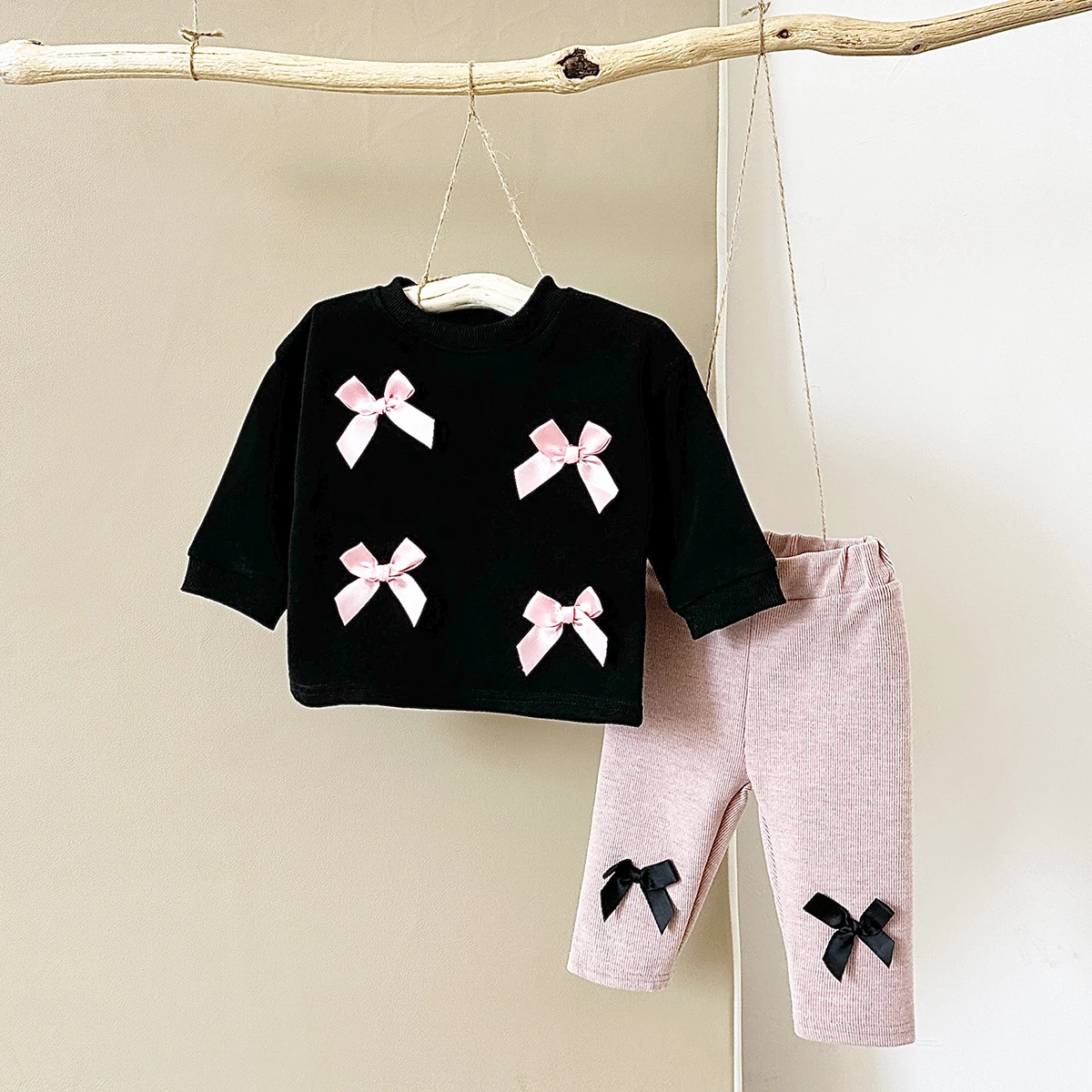 New Spring Autumn 2Pcs Newborn Baby Bow Kids Clothes Sets Toddler Girls Long Sleeve Pullover+Pants Infant Baby Suit 0-4Y