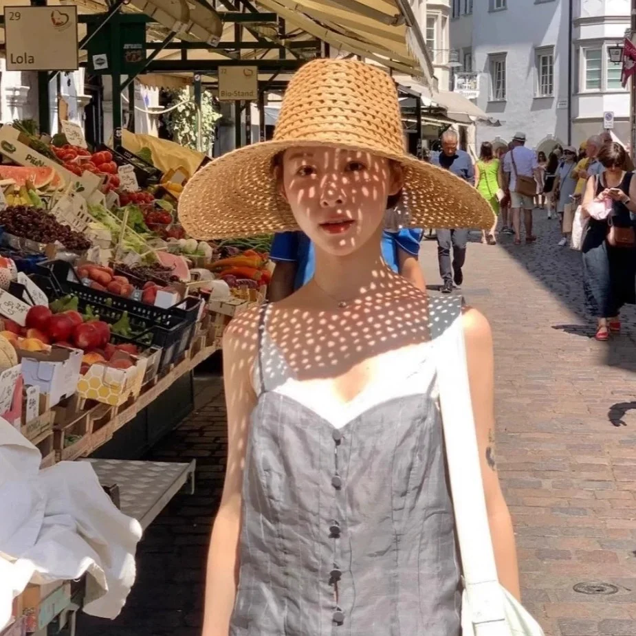 

Women's Summer Outdoor Wide-Brimmed Straw Hat: Beach Vacation Sun Hat, Openwork Beach Hat, Woven Straw Sun Hat