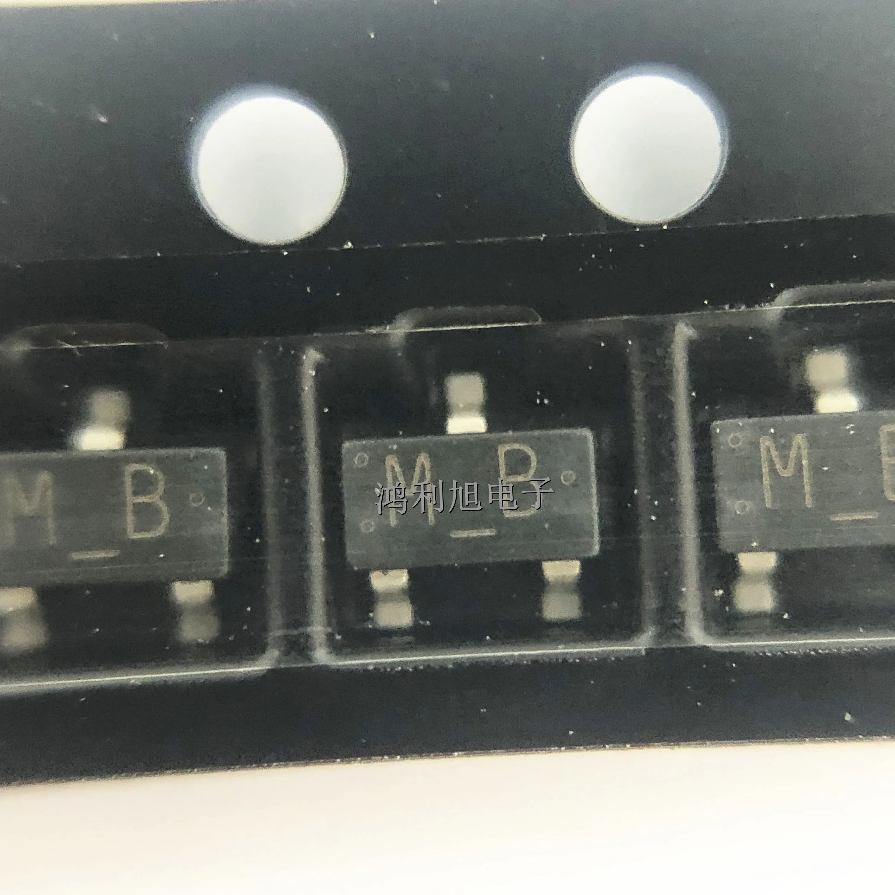 10PCS/Lot MA3X152AOL SOT-23-3 MARKING: MB Bipolar Transistor 100mA 80V New Original Stock