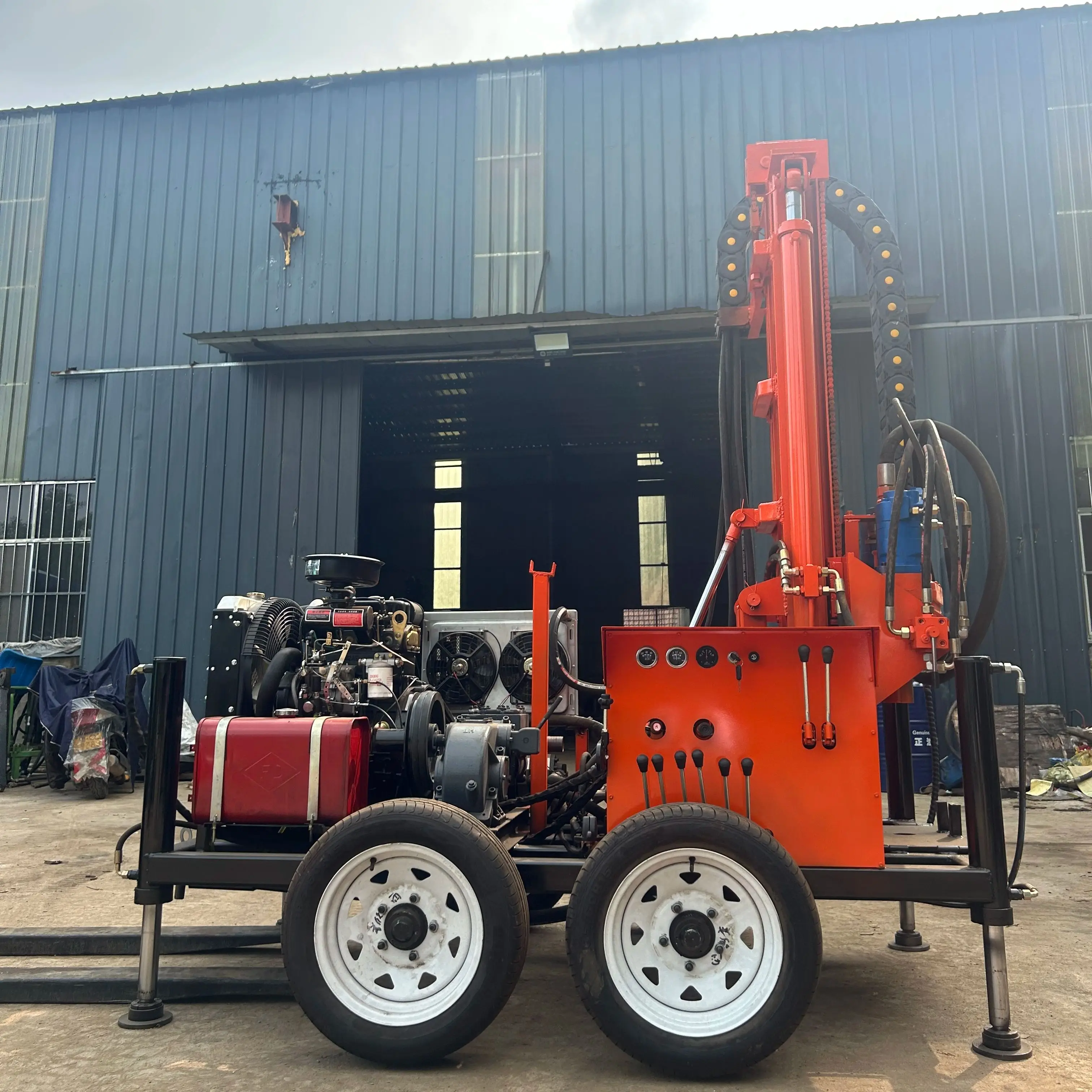 

Customized Household Water Well Drilling Machine Hydraulic Flexible Wheeled Diesel Powered Water Well Drilling Rig