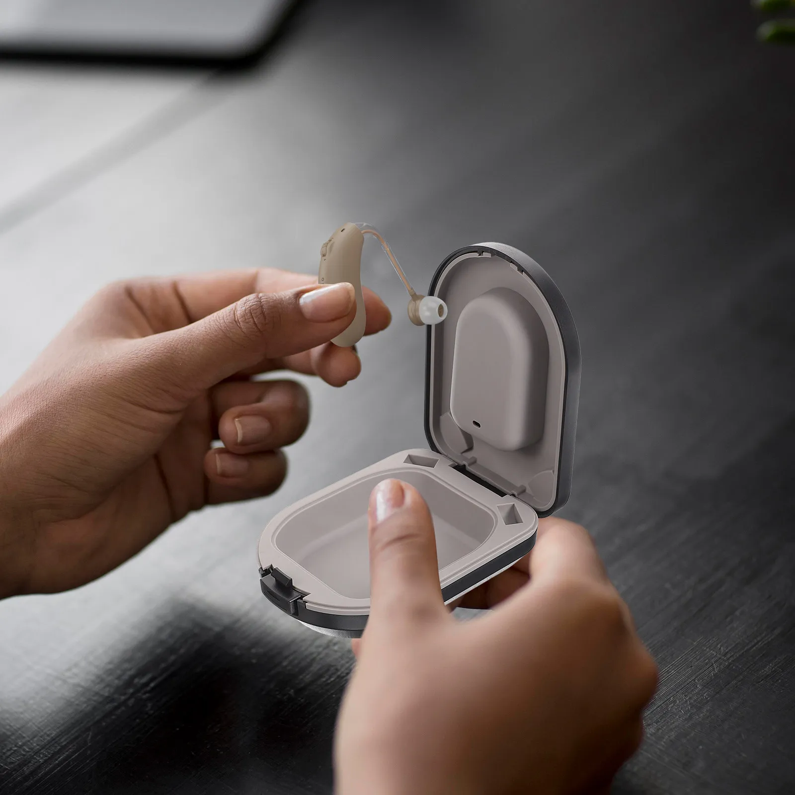 Pocket Size Hearing Aid Protective Case Sturdy ABS Material Waterproof Shockproof Portable Storage Box for Hearing Amplifiers - view 2