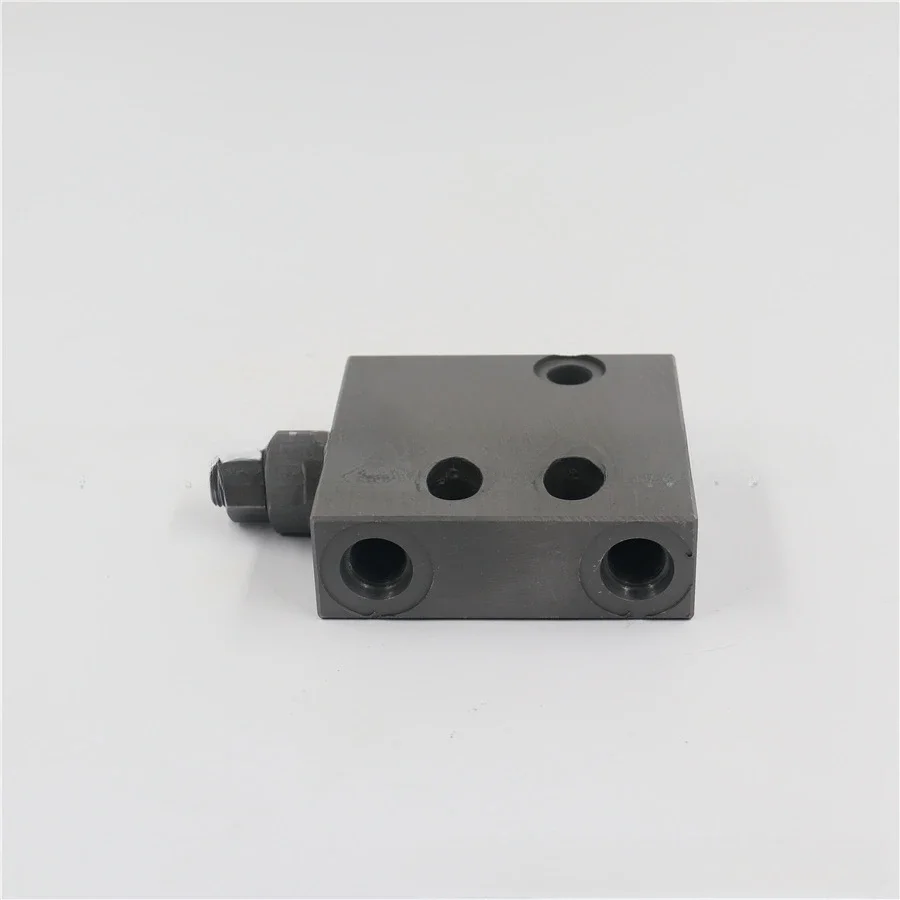 702-21-55100 702-21-09230 PC130-7 Self Reducing Valve Plate Suitable for Excavator Distribution Valve