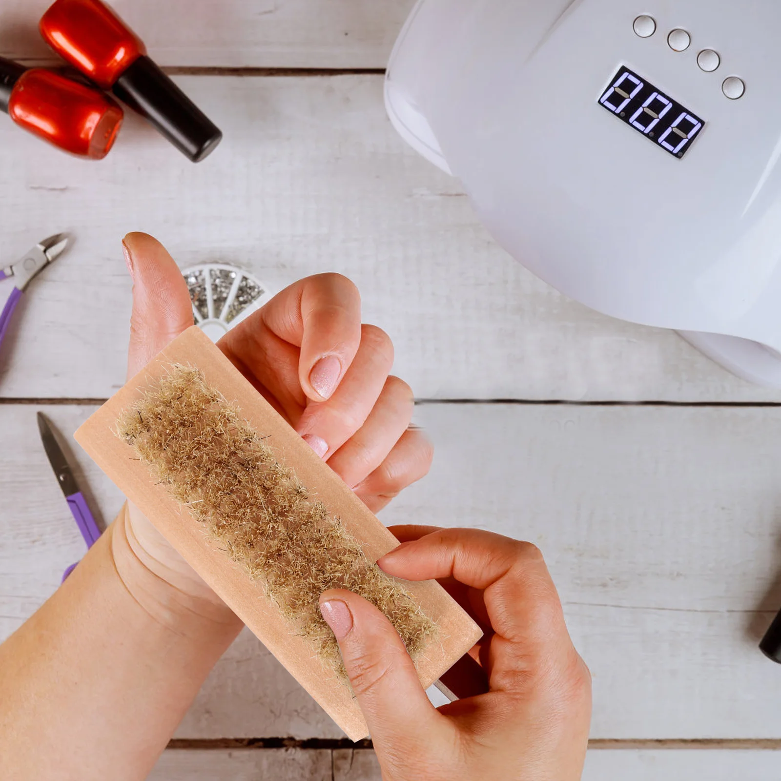 1pc Pig Bristle Nail Brush Manicure Scrubbing Tool Foot Callus Remover Exfoliating Cleaner for Fingernails Durable Portable