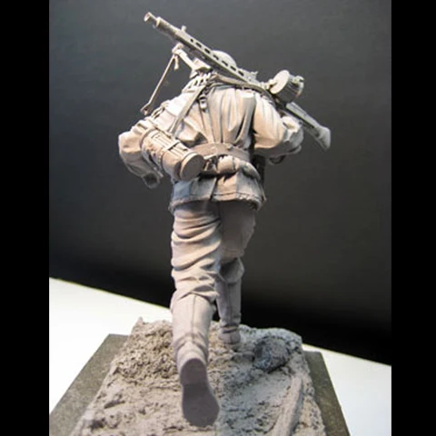 1 / 16 Resin  Model Normandy War Plane Gunner Military Manual White Model