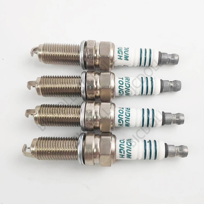 4/6Pcs Iridium Spark Plug 5611 VXUH22 For HYUNDAI ACCENT CRETA ELANTRA EQUUS GENESIS i20 i30 i40 ix20 ix35 SANTA SONATA TUCSON