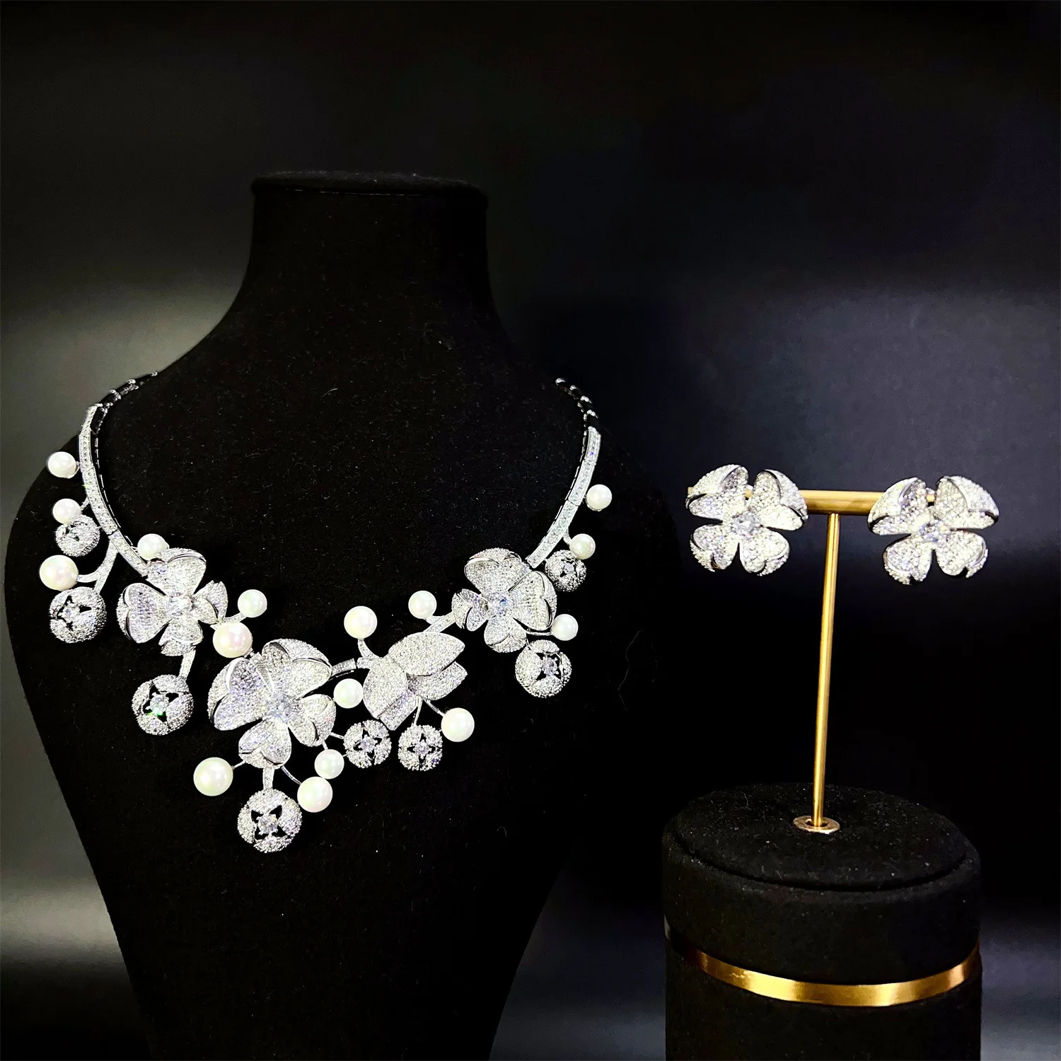 

Luxury Wedding Cubic Zirconia Crystal Dubai Bridal Jewelry Sets for Women Festival Gift Necklace Earrings Sets Party Accessories