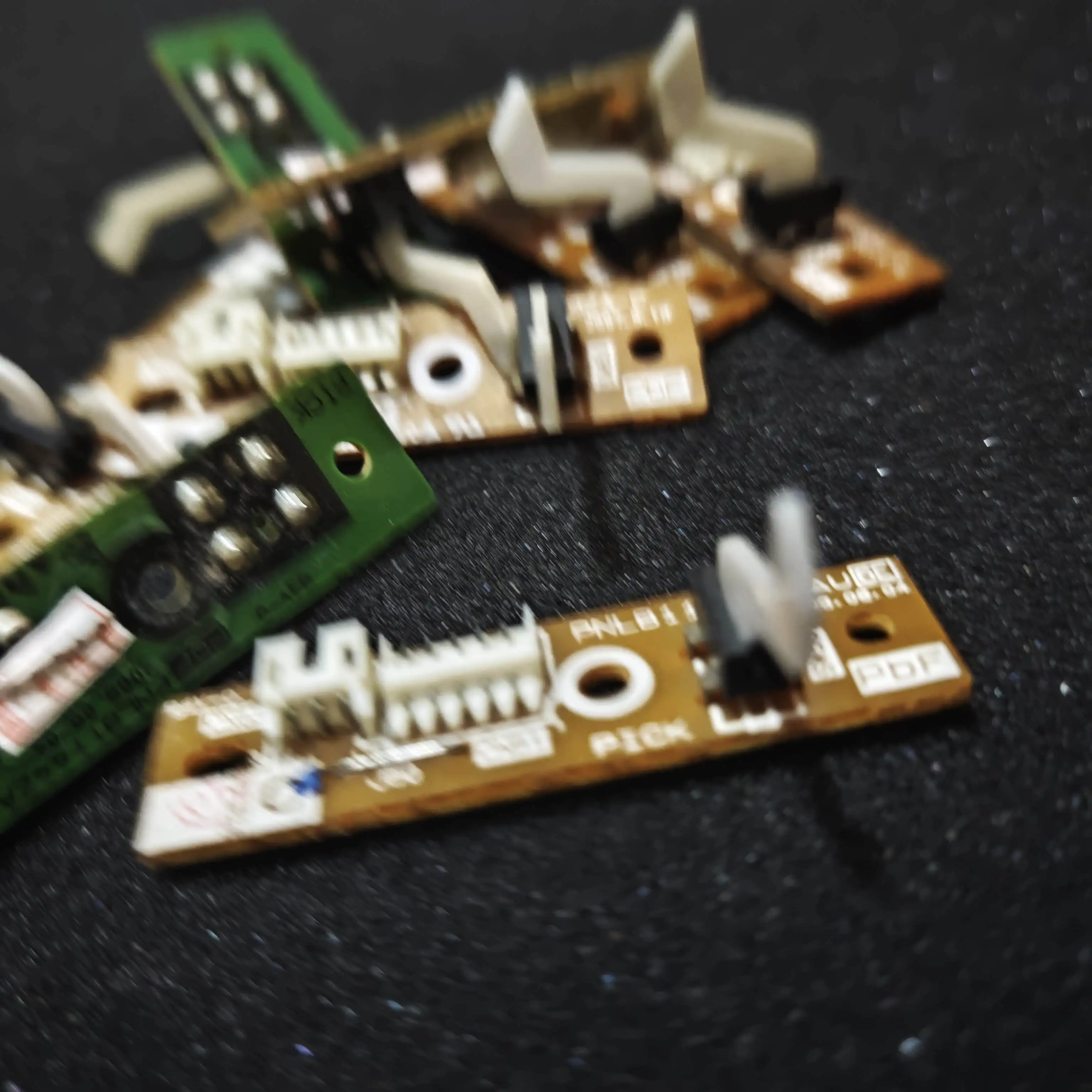 

1Pcs For Panasonic KX-MB2033 KX MB2000 MB 2003 2008 2038 778 228 788 CN Feed Sensor