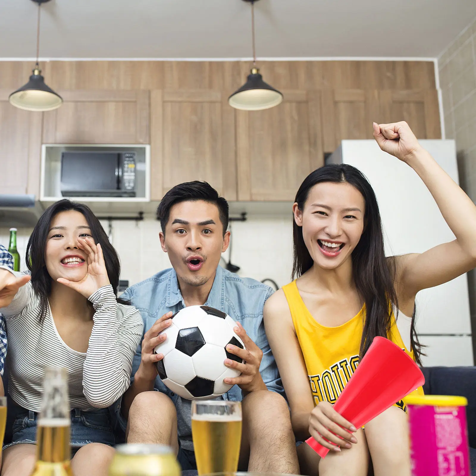 

Набор из 10 безопасных и развивающих мегафонов-рожков для вечеринок, концертов, игр и фестивалей