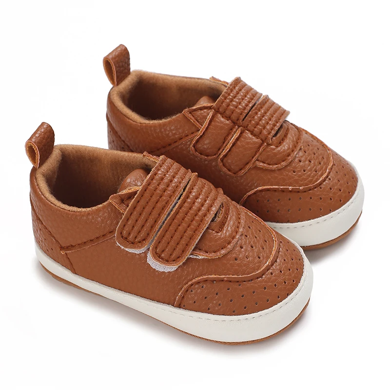 Primavera e autunno nuove scarpe per bambini e bambini 0-18M classiche sportive in gomma PU in pelle multicolore prima camminata per il tempo libero sport