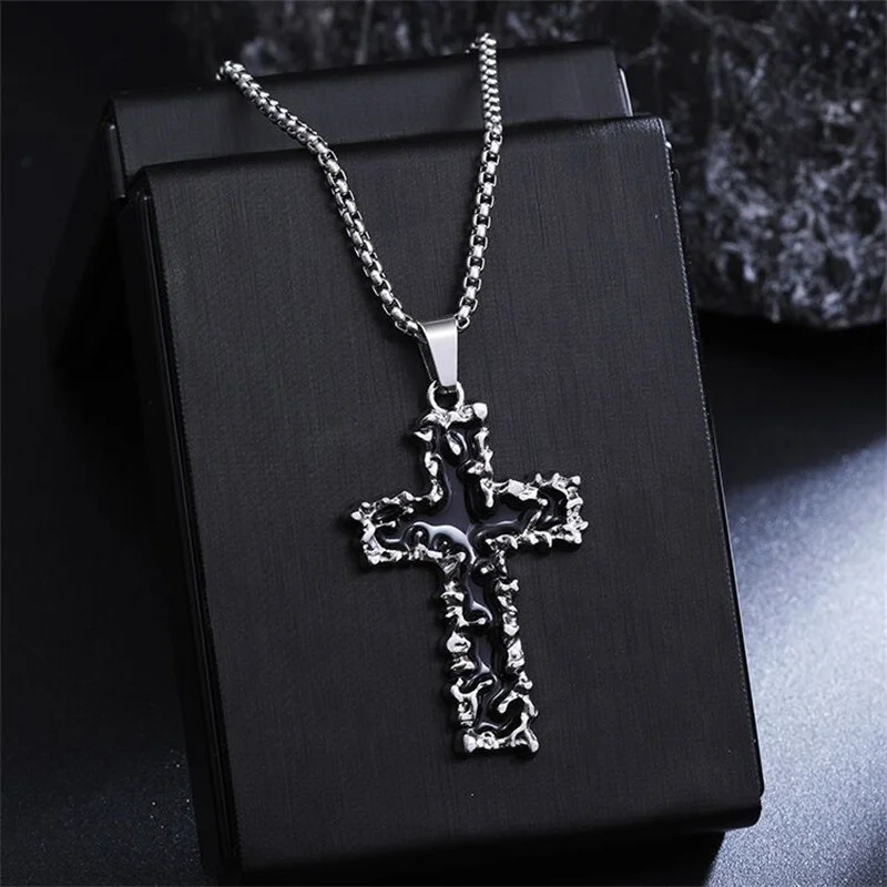 الأزياء القوطية الشرير الأحمر الأسود الحمم البركانية شوكة الصليب قلادة قلادة للرجال والنساء الفولاذ المقاوم للصدأ الهيب هوب سلسلة مجوهرات