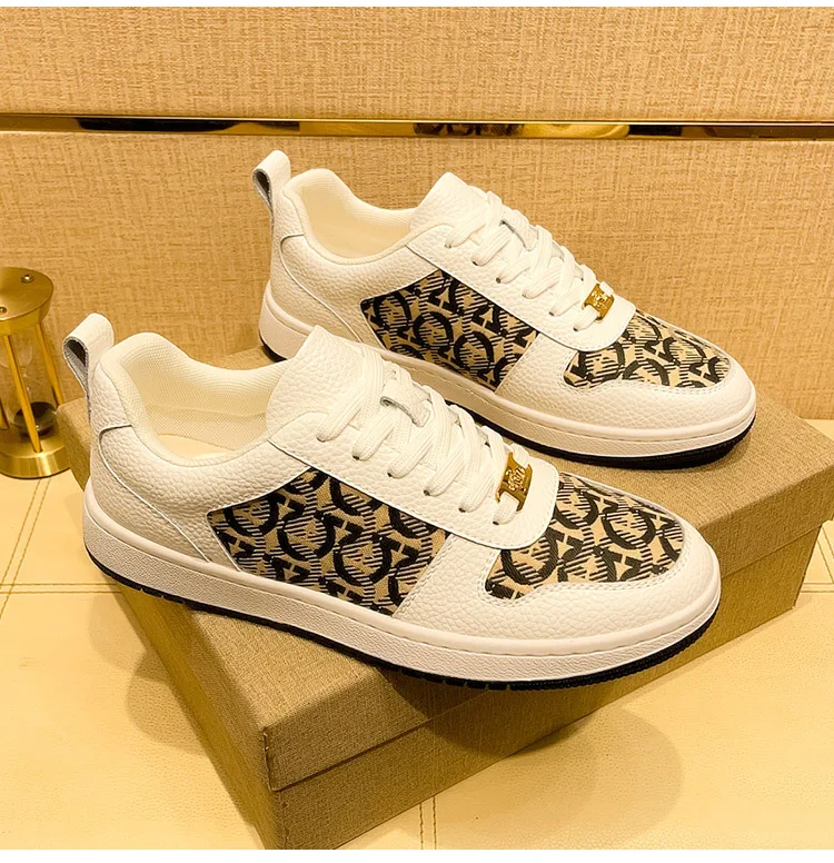 Zapatos casuales de cuero genuino para hombre, zapatos de skate planos con estampado de tendencia de lona, mocasines con cordones para hombre joven