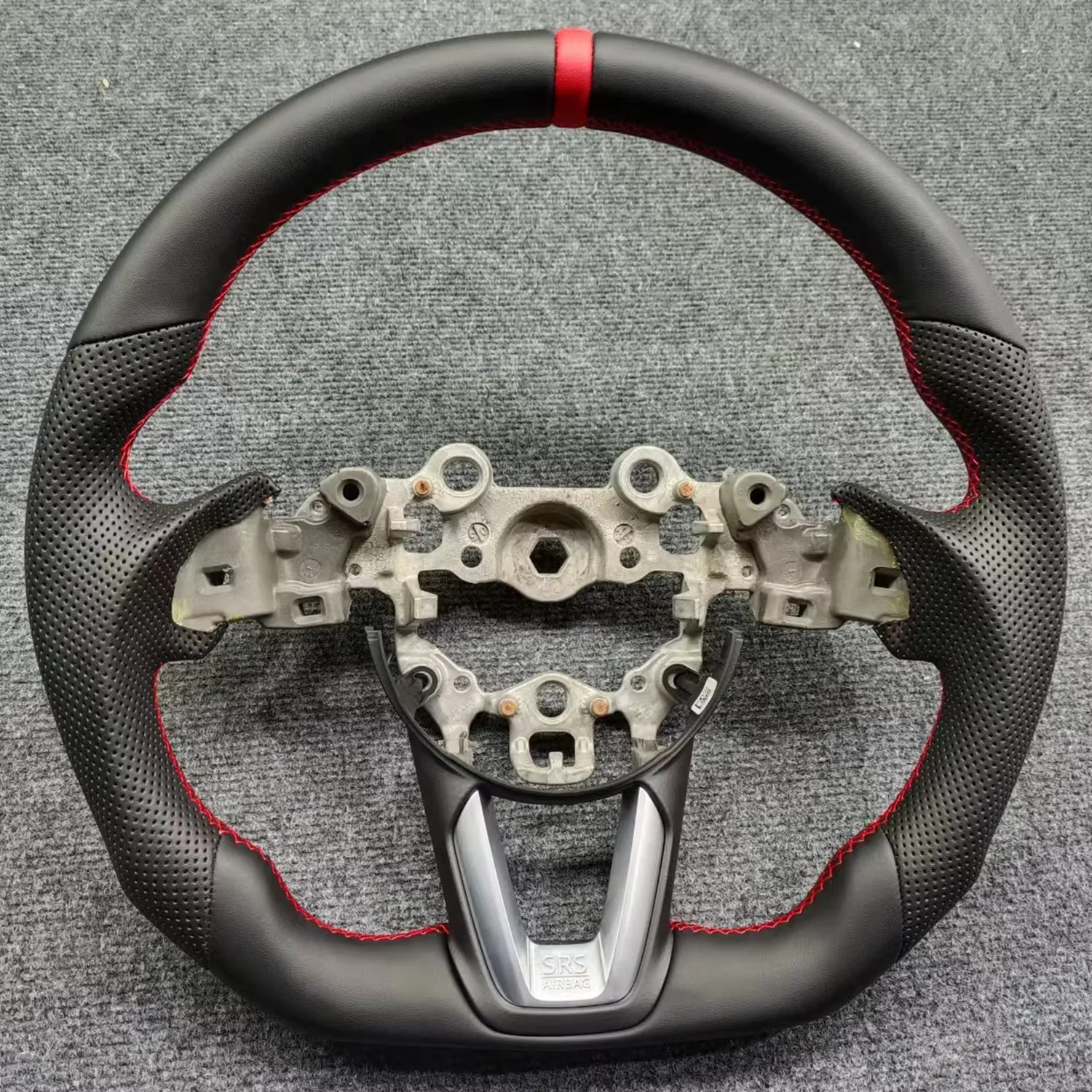 Car Steering Wheel For Mazda CX-5 3 7 Axela 2021 & Leather Steering Wheel