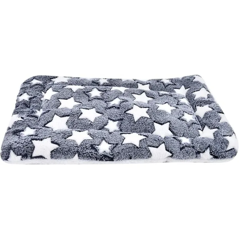 Grey Winter Flannel Pet Sleeping Mat, Warm Cushion Bed for Dogs and Cats, Small & Large Size