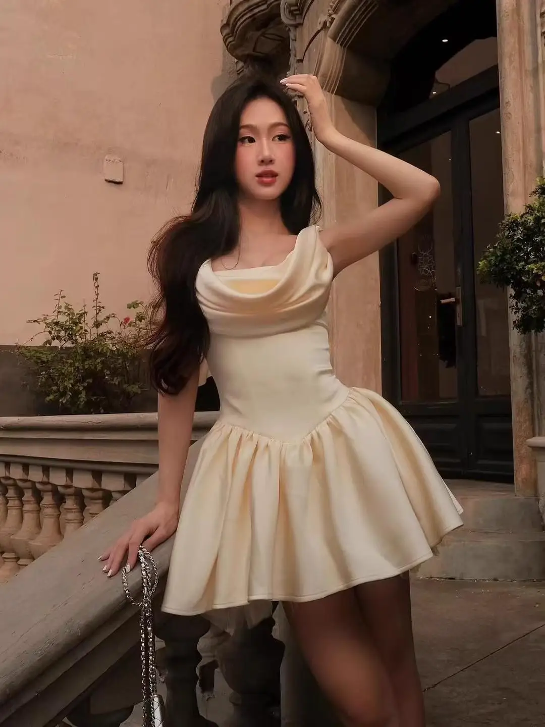 

Retro Sweet Lightweight Princ Sle Dr Bowed Waist Slimming Bal Design Moonlight White Wedding Gown Formal Evening...