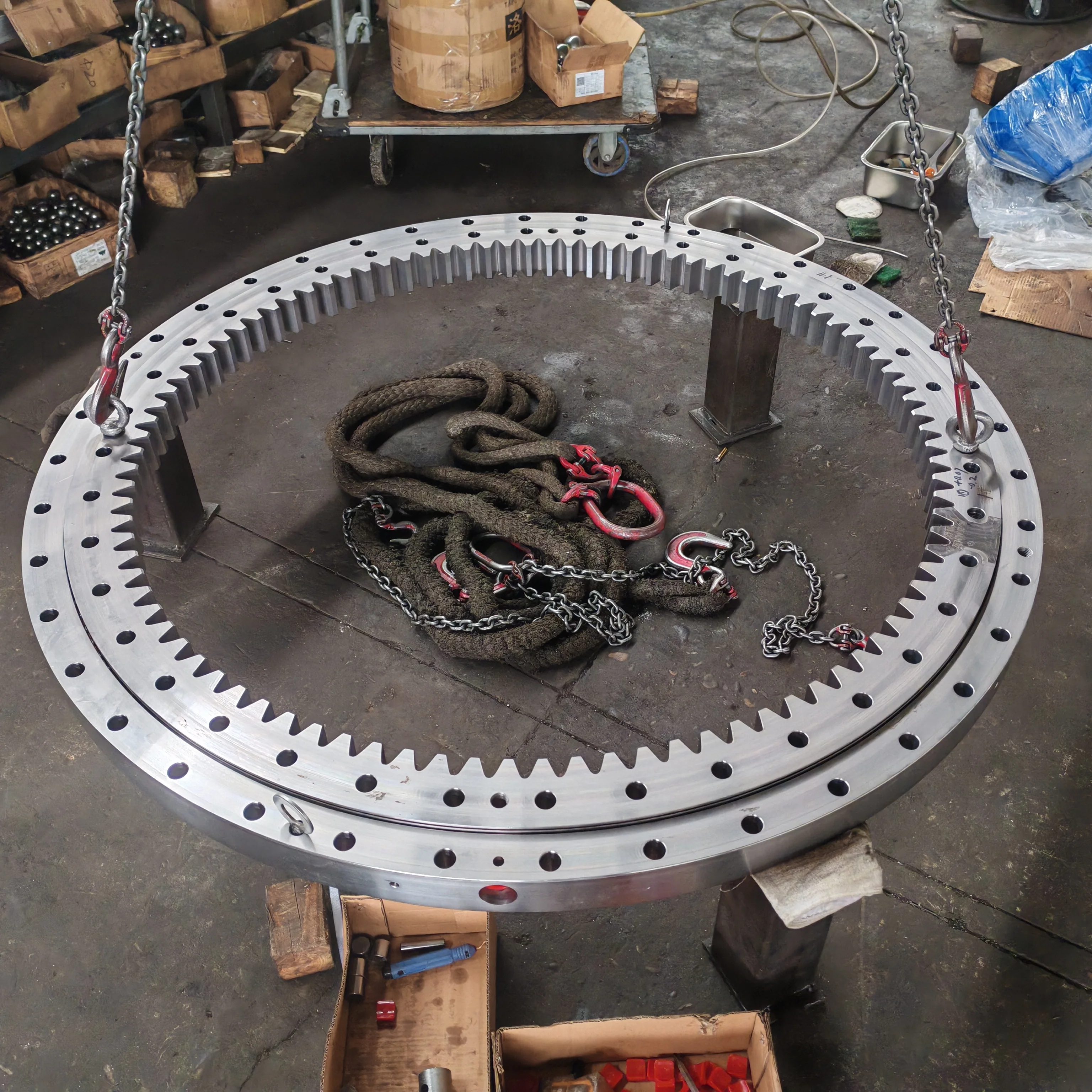 Low Friction 013.40.1120-Single-Row Four Point Contact Ball Type Slewing Bearing