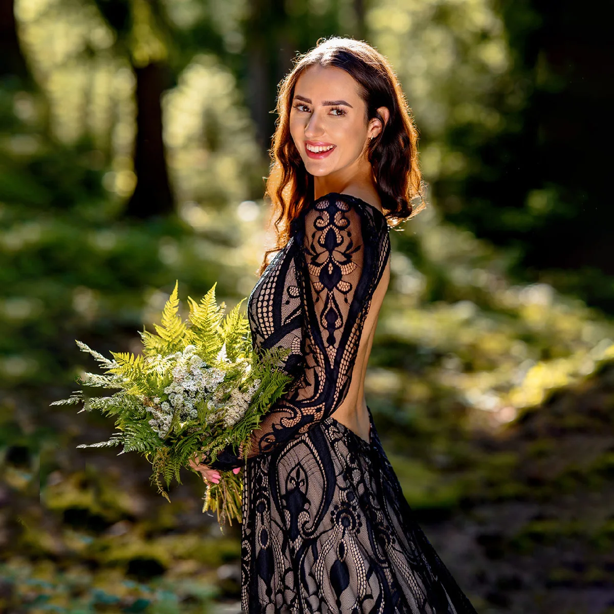 Bohemian Deep V Black Lace Wedding Dress Long Sleeves Customized Backless High Slit A Line Bridal Gowns Brush Train With Bolero