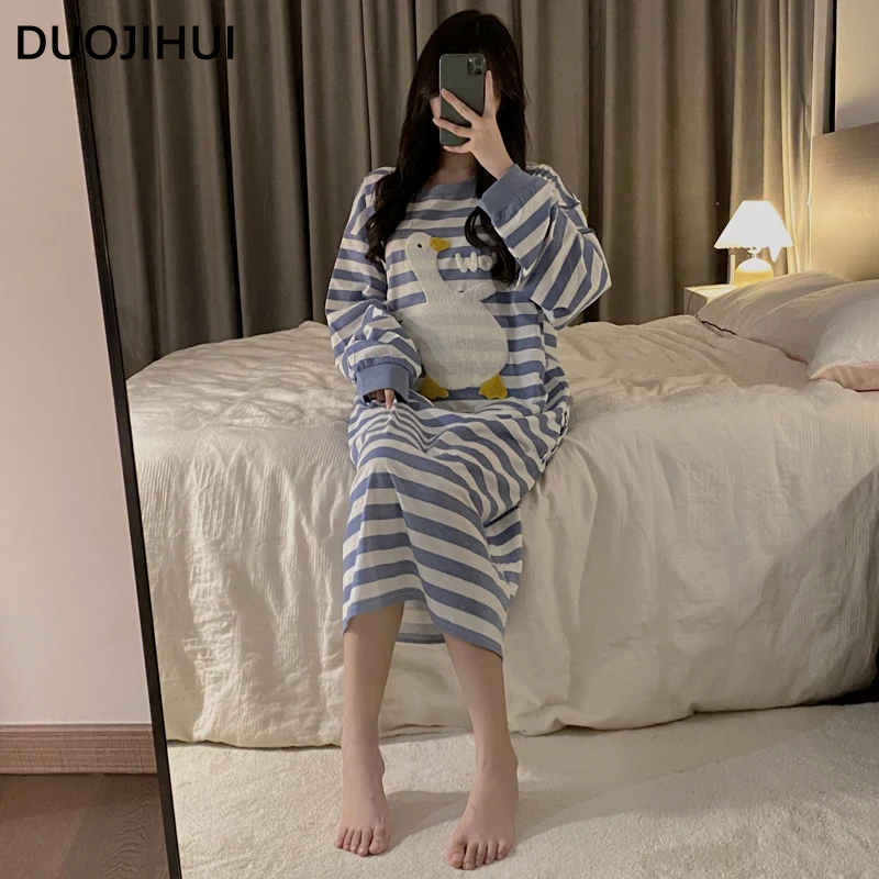 DUOJIHUI Lovely Printing Fashion Striped Loose Female Sleepwear Autumn New Classic Contrast Color Simple Casual Sleepwear Women