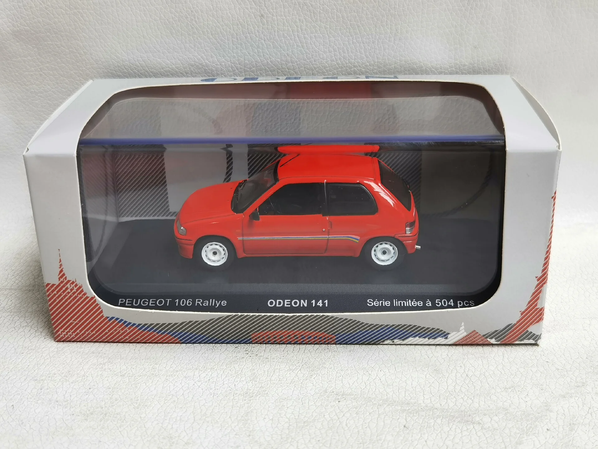 

Литой под давлением ODEON, масштаб 1/33, PEUGEOT 106Rallye, логотип, модель автомобиля из сплава, Коллекционная игрушка, подарок, сувенир, украшение для дисплея