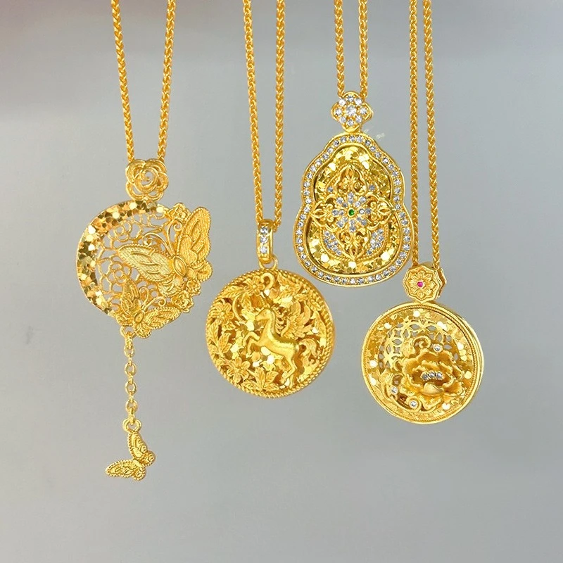 

Fine Kt18 Gold Color Sparkling Flower Wooden Horse Hollow Pendant for Women Girlfriend Mom Without Chain Birthday Jewelry Gifts