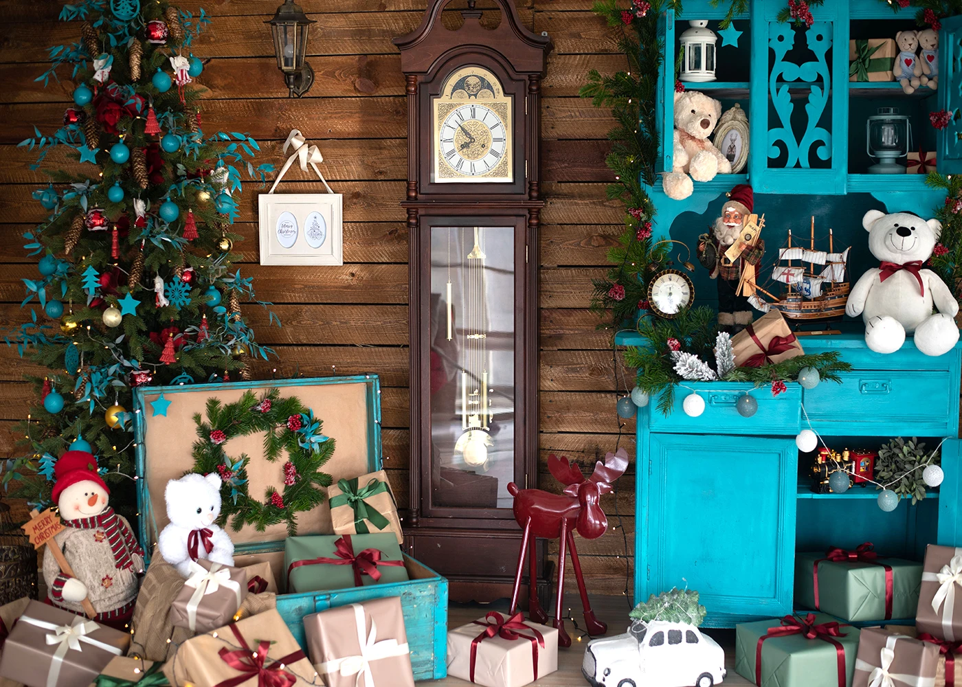 Christmas Backdrop for Photography Vintage Rustic Blue Cupboard Xmas Tree Toy Gifts Holiday Background Photo Supplies Decoration