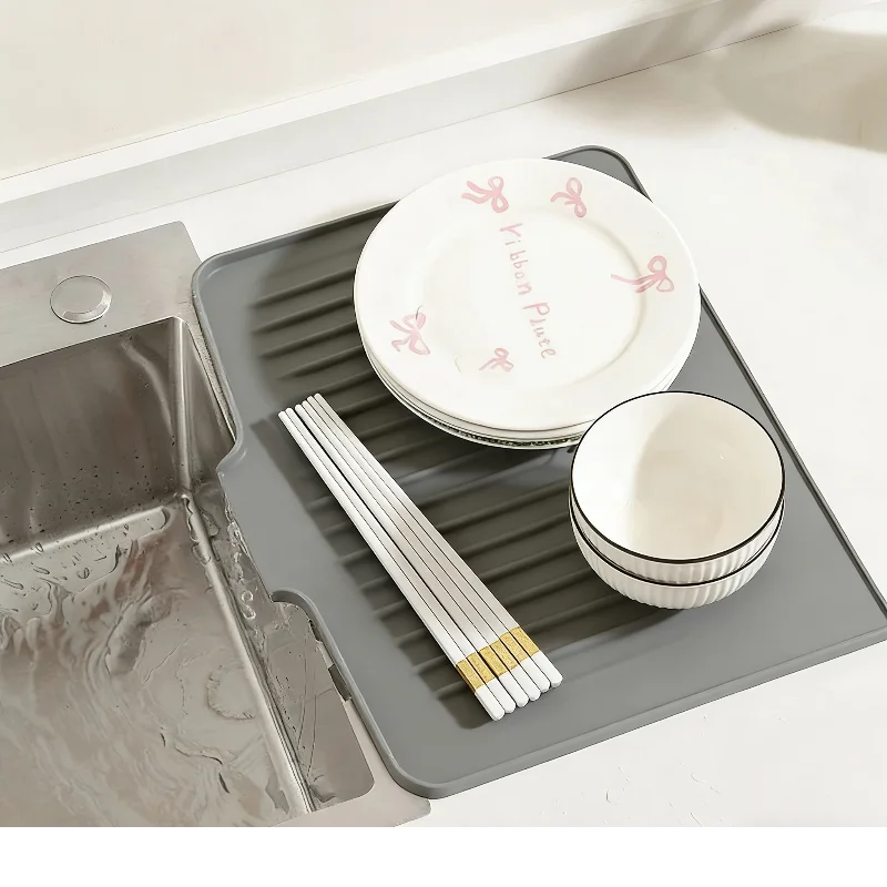 

Silicone Drain Mat for Sink, Kitchen Fruit and Vegetable Dish Draining Drying Mat, Household Countertop Heat Insulation Mat