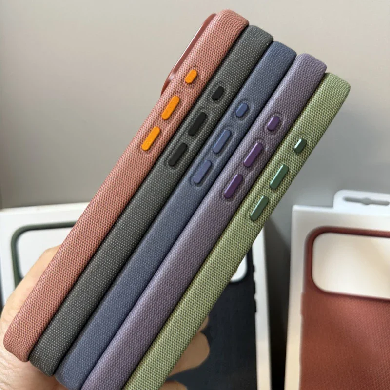 2025New الأصلي القماش الملمس جراب هاتف ل 17 برو/17 برو ماكس شحن مغناطيسي غير مرئي وغطاء للحماية الكاملة هدايا عيد الميلاد #4