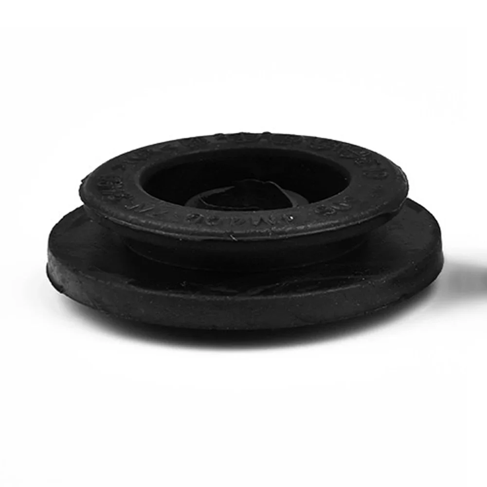 

Rubber Radiator Bushing, Replacement For Nissan XTrail T30 T31 T32 Easy To Install, Reliable Performance