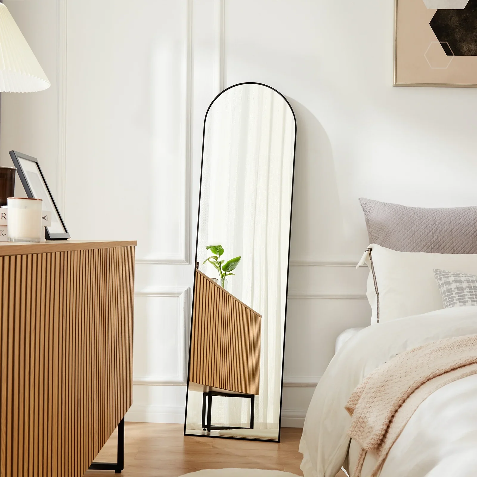 

59"x16" Arched Full Length Floor Mirror, Full Body Standing Mirror with Black Frame, Rounded Top Design, Large Reflective Surface, Free Standing, Tilt Adjustable, Modern Home Decor, Ideal for Bedroom, Dressing Room, Closet, Living Room, Durable and Stylis