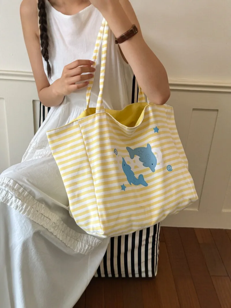 Women's Backpack Cartoon Dolphin Striped Canvas Bag Women's Large Capacity Single Shoulder Tote Bag Commuting Handbag Cute Korea