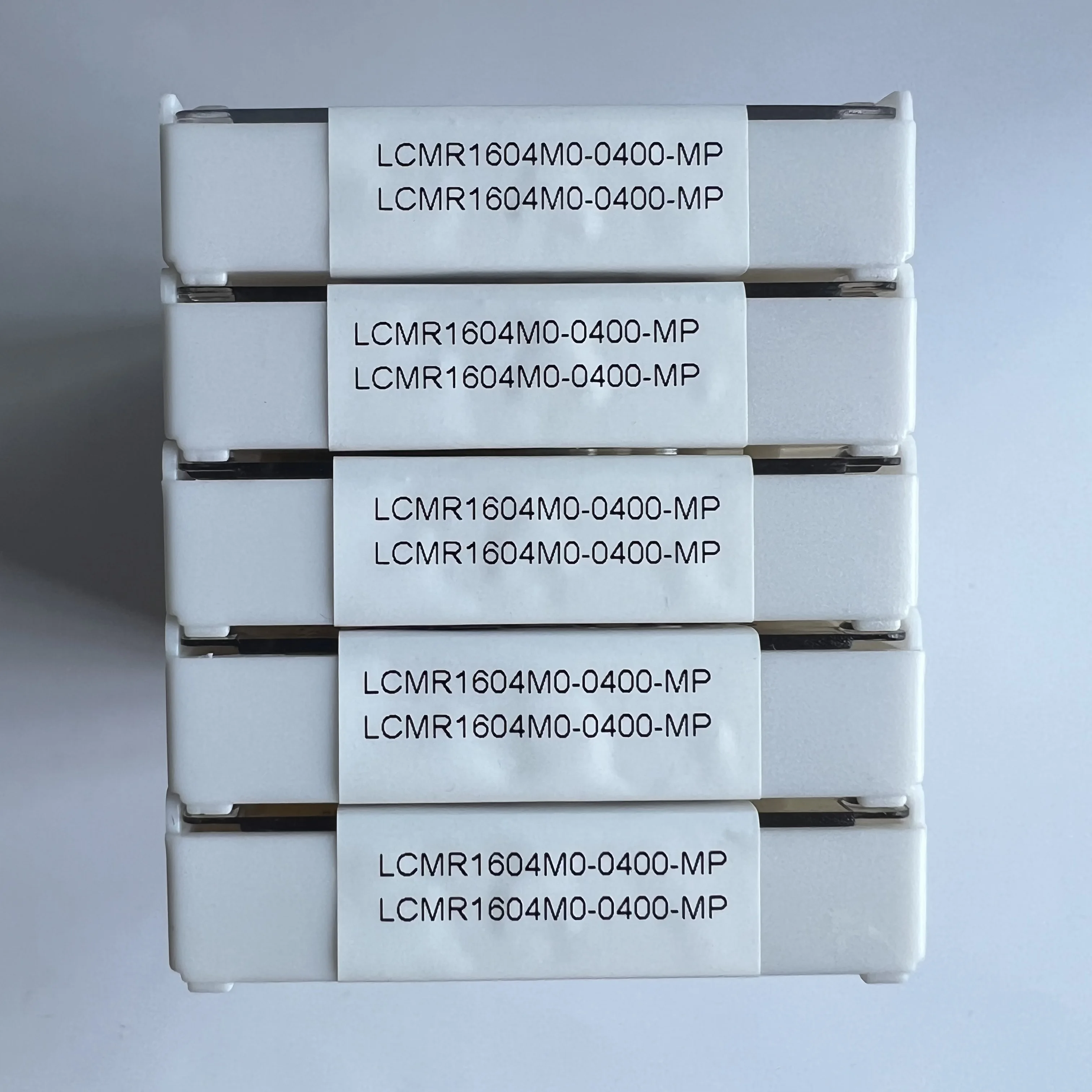 Фрезерный станок с ЧПУ LCMR1604M0-0400-MP CP200