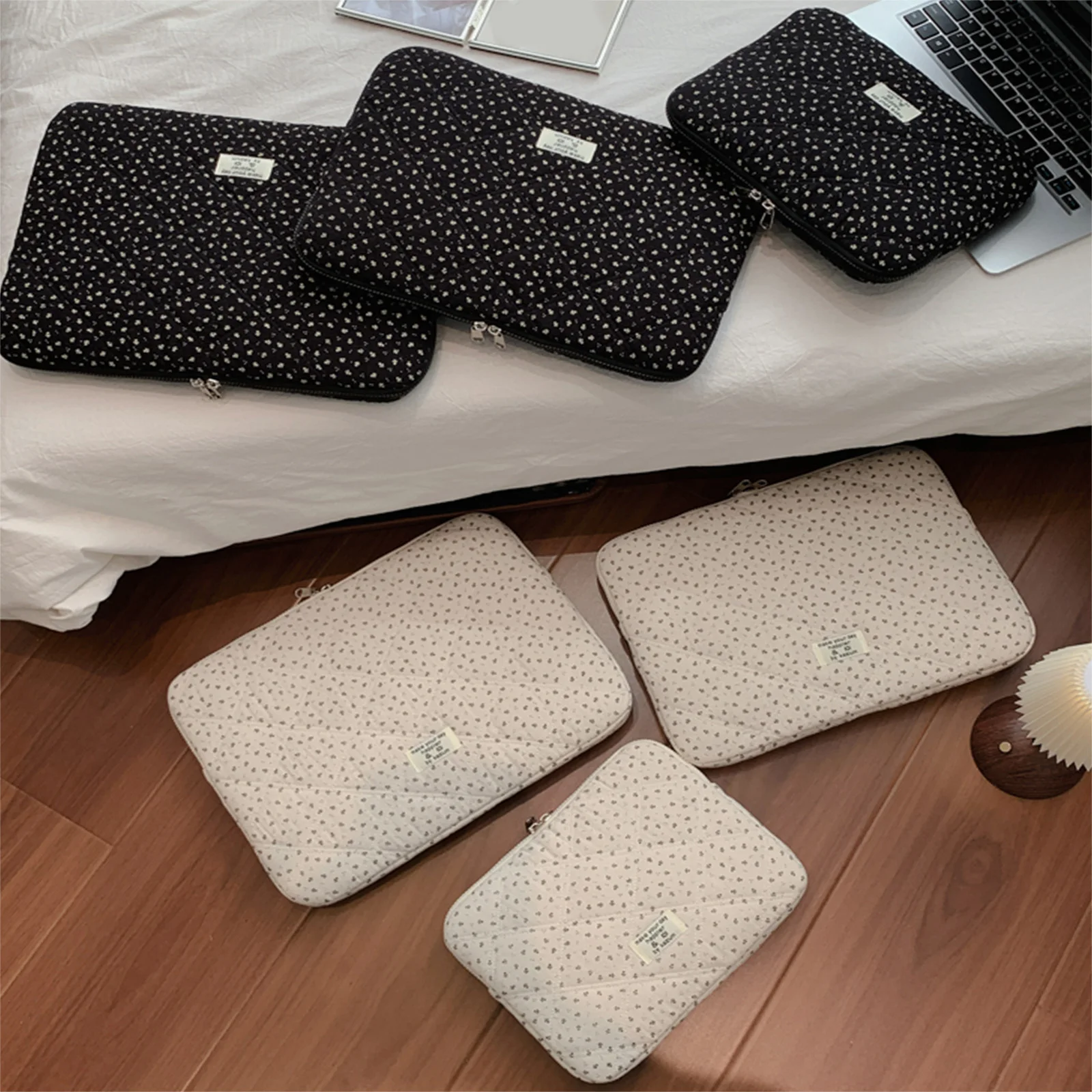 Puffy Carrying Laptop Bag Padded Floral Quilted Pillow Laptop Carrying Case 11-15 Inch for Women Travel Work College Shop