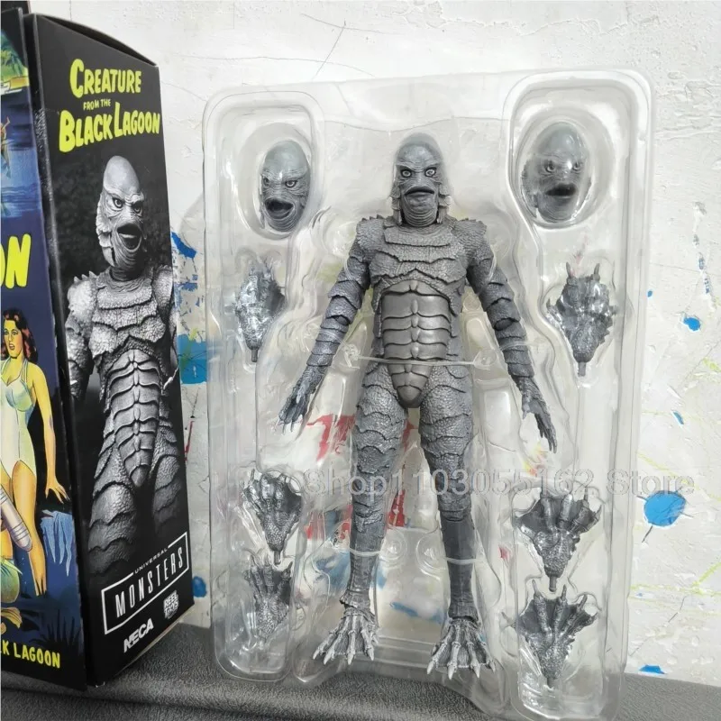 NECA Universal Monster Fish Man Black laguna Creature Action Figure Collection modello NECA Toys regalo di compleanno