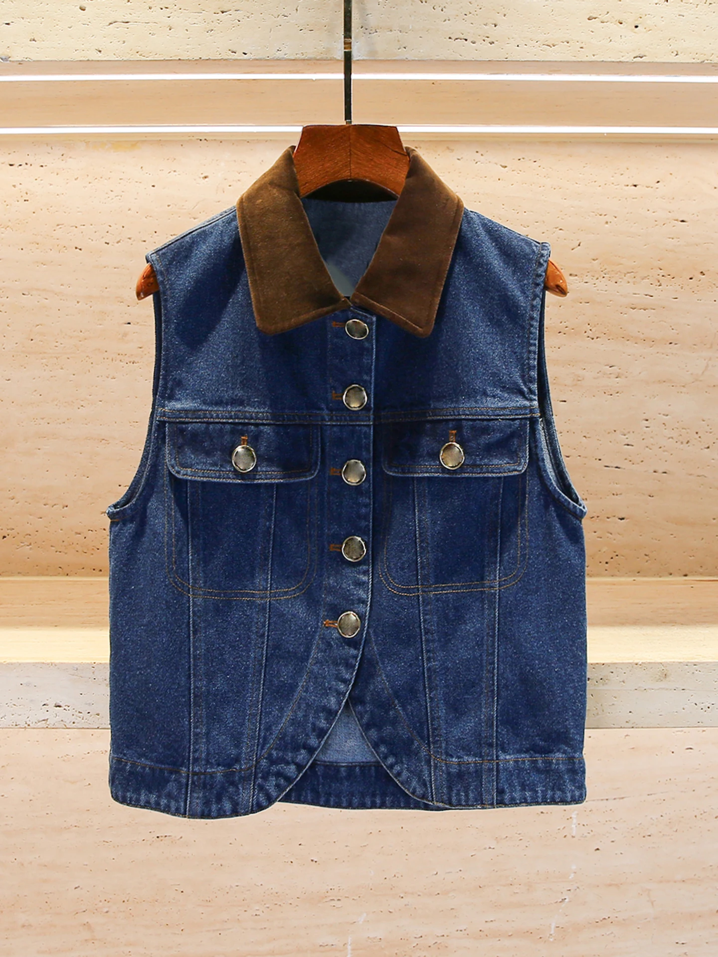 

S Home Southern Oil High End Women's Faion 2025 Autumn New Vintage Collar Denim Vest Top Women's Commute Sle Splice Polye...