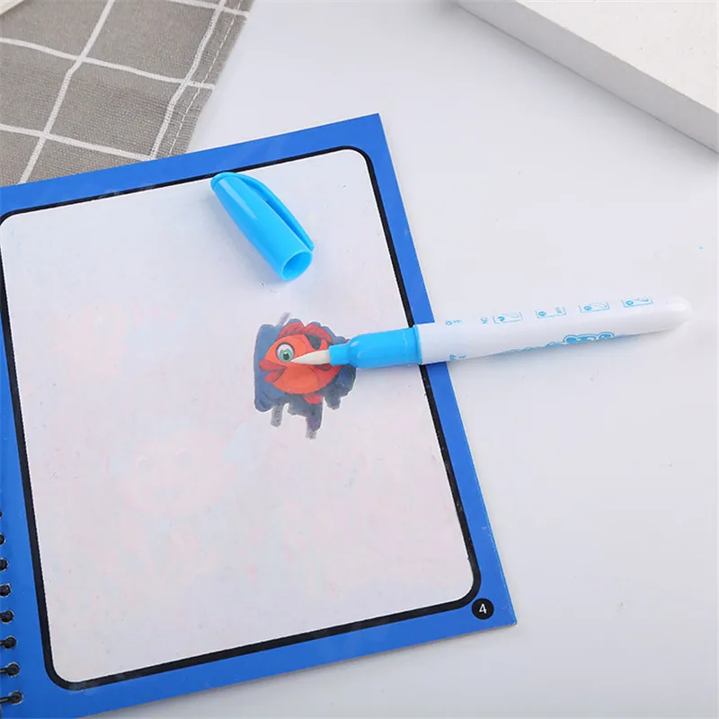 Paw Patrol นํากลับมาใช้ใหม่ Magic Water Drawing สมุดระบายสีเด็กของขวัญเด็กของขวัญวันเกิดของเล่น