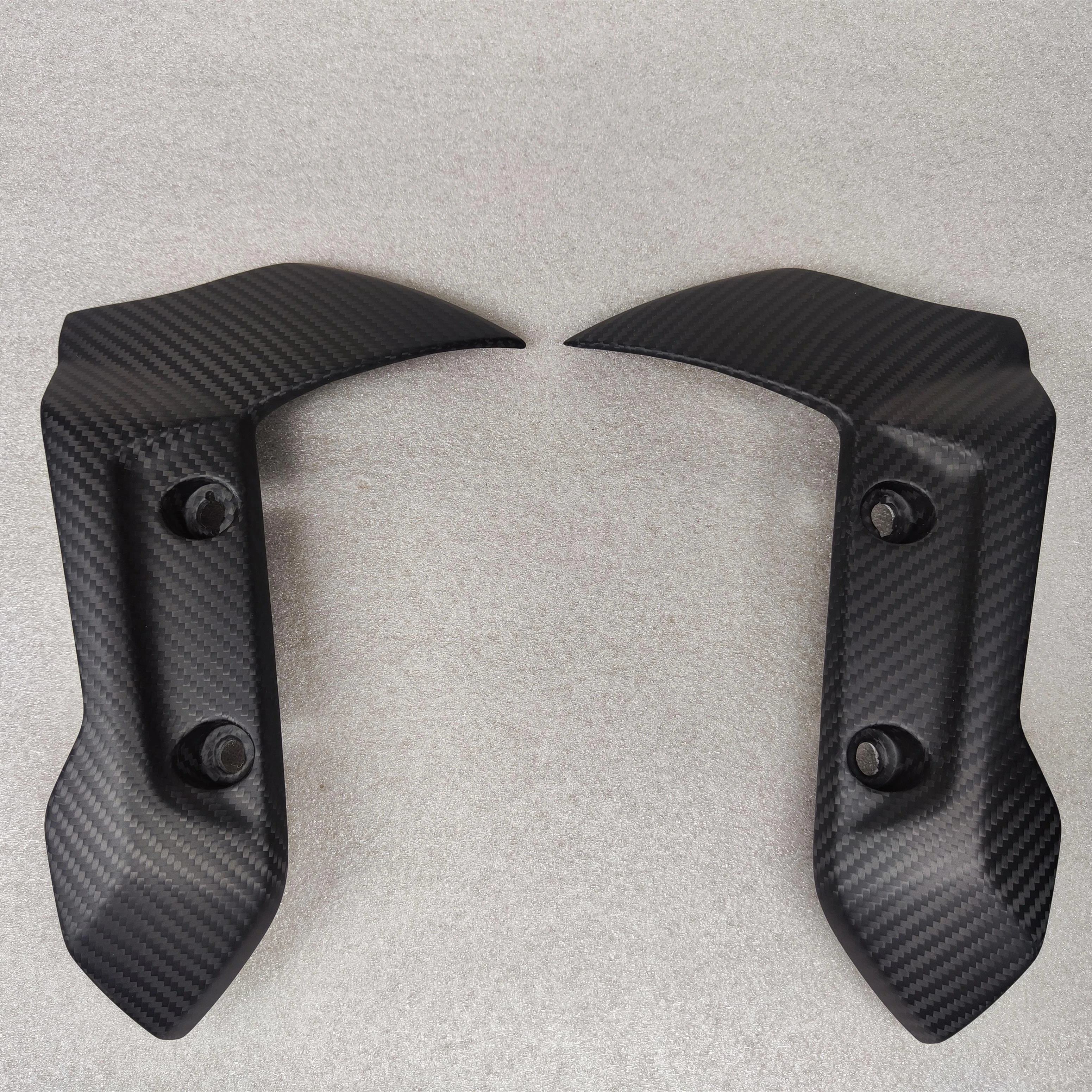 

STLF Carbon Fiber Fender Guards for Triumph Trident 660 2021