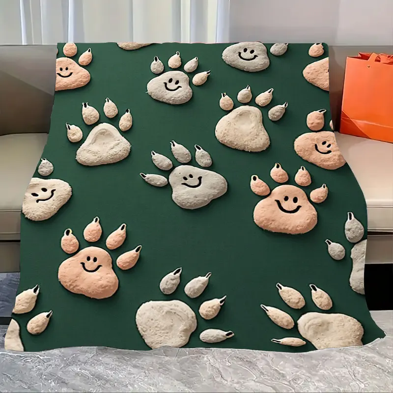 

1pc Flannel Blanket Cute Smiley Paw Print Blanket for Cozy Home Decor