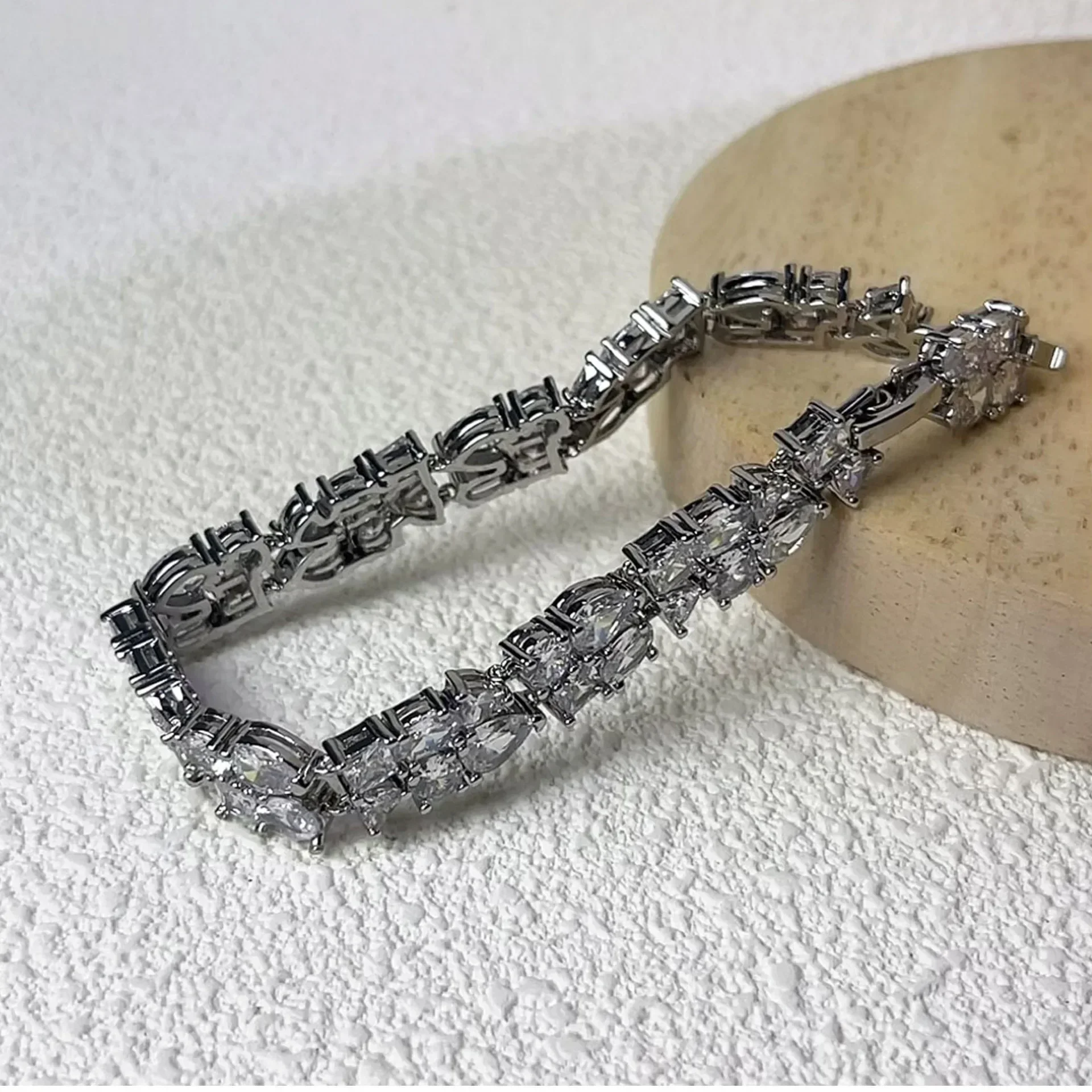 NONE 2025 neue Original White Cut Kristall Hohe Schmuck Sets Luxus Halskette Ohrringe Armbänder Ring für Frauen Beste Hochzeit Zubehör 9
