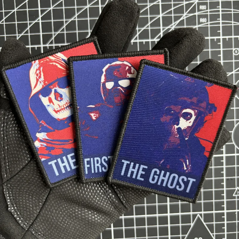 The Ghost Tactical Patch Call of Duty The Carmine Game Morale Badge Hook & Loop Red and Blue Printing Military Backpack Sticker