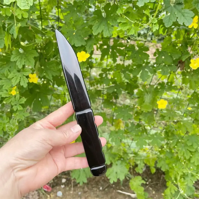 سكين سبج أسود طبيعي D agger نحت تمثال حلية فنغ شوي ديكور المنزل حجر هدية عيد 1 قطعة