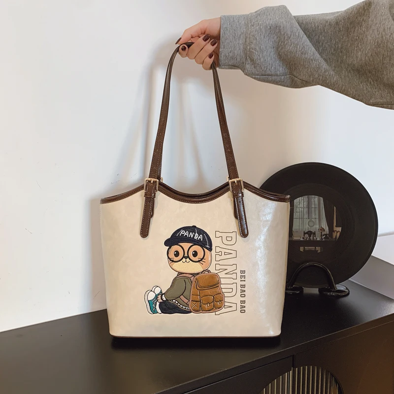 

Новая женская сумка через плечо 2026 года, сумка-кроссбоди с мультяшным принтом, женская сумка большой вместимости, модная