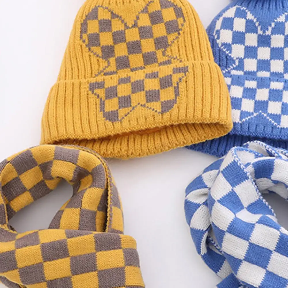 

2Pcs/Set Children Hat Scarf Set Plush Ball Decor Thickened Velvet Lining Windproof Kids Winter Hat Scarf Set Kids Hat Scarf 2025